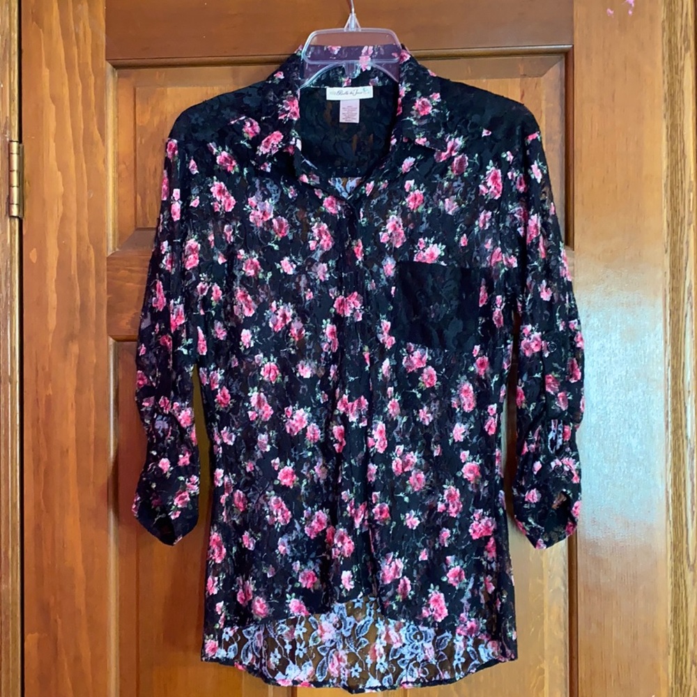 Small lacy Belle du Jour flower print blouse